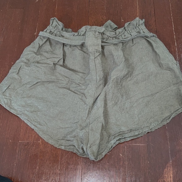 Women's Tobi Joelle Paperbag Waist Tie Belt Shorts XL - Picture 8 of 16